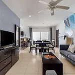 Spacious 2 Bedroom And Big Terrace Condo In Centro