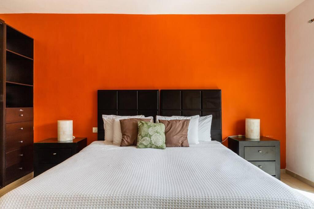 Spacious 2 Bedroom And Big Terrace In Centro